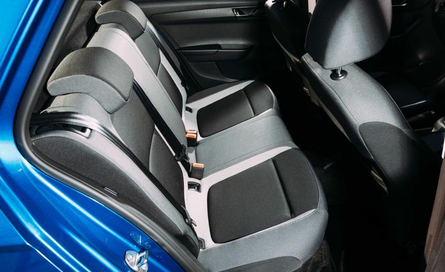  Skoda Fabia Colour Edition 2016 года  (фото 12 из 21)